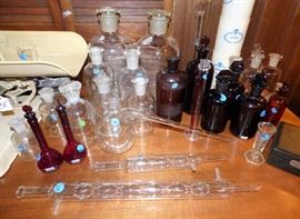 Laboratory glass items