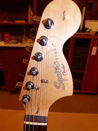 Fender PINK Squirer Strat guital 