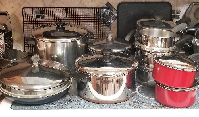 Pots & Pans / cookwear