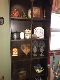 Decor and shelf unit