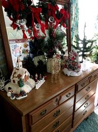 There's A Nice Maple Dresser w/Mirror In There Too...