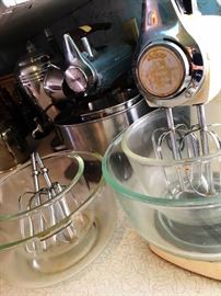 Small Appliances...Vintage...