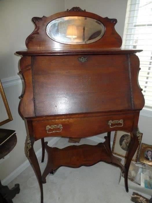 Victorian Secretary/desk with mirror