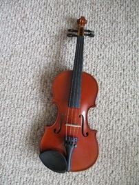 VIOLIN