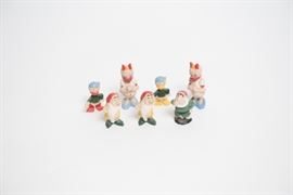 1960s Mini Walt Disney Figures Daisy Duck, Dwarfs, and 2 Nephews