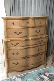 9 Drawer Chest Dresser