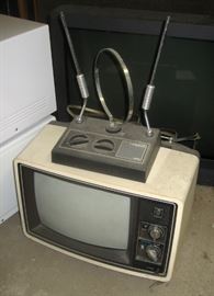 Retro GE TV