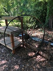 Old Wagon Wheel; Vintage Surry Wheel