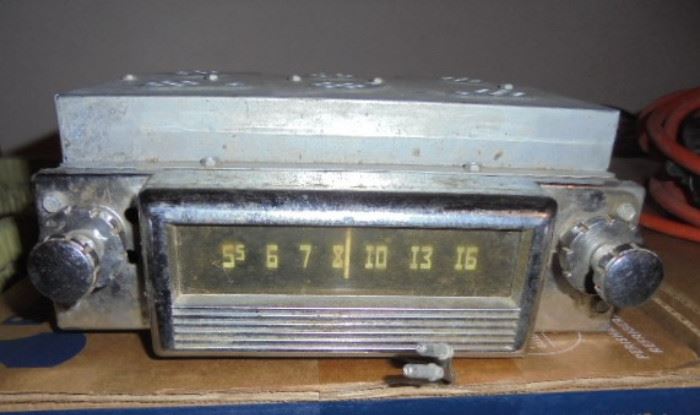 Antique/Vintage Auto Radio?