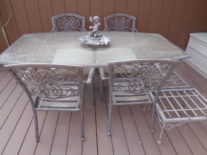 Outdoor Glass-top Table and 4 Chairs
