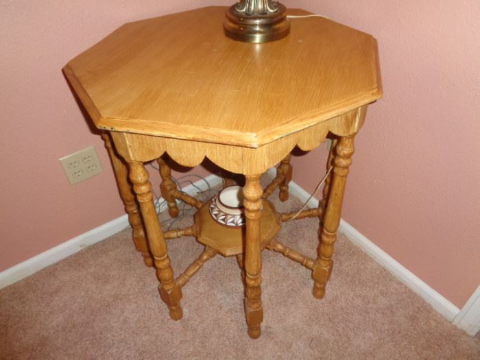 Small/Side Table