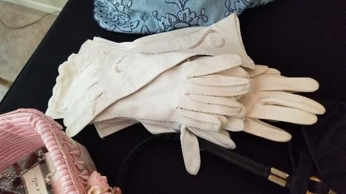 Ladies evening gloves