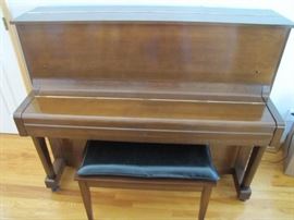 1974 Yamaha Upright Piano