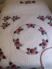 Beautiful Amish Appliqued Hand Sewn