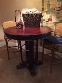 BISTRO TABLE