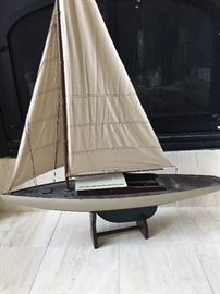 SAILBOAT MODEL