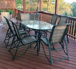 Oval Patio Table with 6 Chairs that Recline