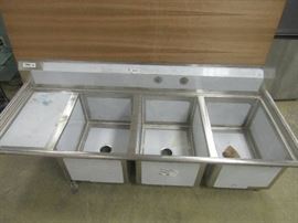 75" Commercial 3 Bay Compartment sink