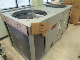 TRANE 15 TON CONDENSING UNIT