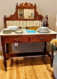Vintage dry sink with mirror