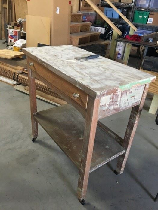 Vintage table with drawer. 