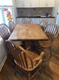 OAK BUTCHER BLOCK STYLE TABLE AND CHAIRS