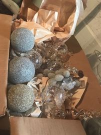 HOLIDAY ORNAMENTS NEW WITH TAGS