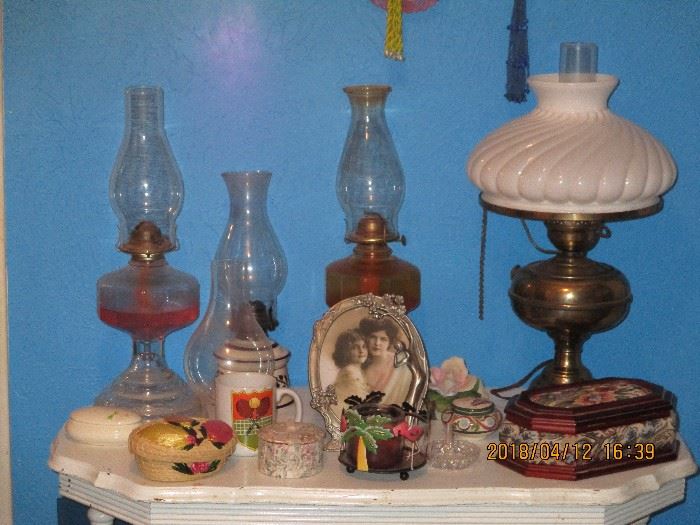 LAMP AND OIL LAMPS