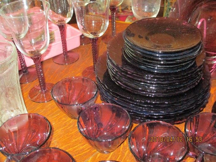 CLEAR PURPLE DISHES AND WINE GLASSES