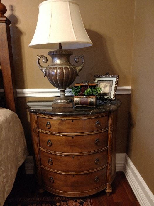 Lexington Southern Living side chest, Fine Arts lamp, decor