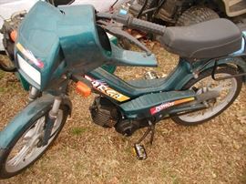 Tomos Targa moped