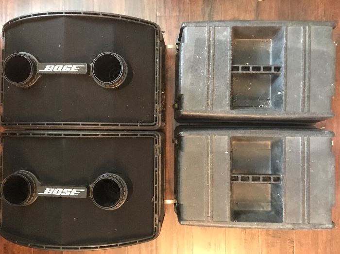 Large pr Bose speakers
802 series 2
With carry cases
