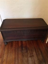 Lane cedar chest