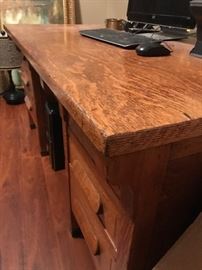 beautiful solid oak desk