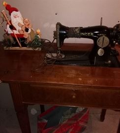 1940's Singer Sewing Machine and Cabinet