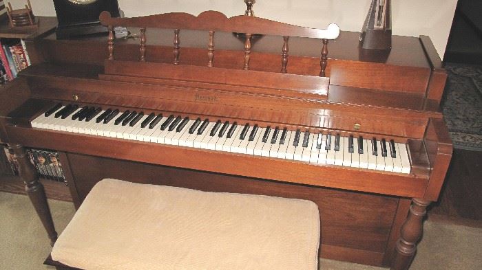 Howard console piano and bench.