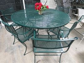 Vintage Woodard Mid Century Modern dining set restored in a powder coated green finish.