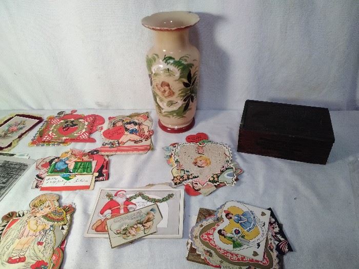 Group of Vintage Items - Vase, Box, Bag of Cards          https://ctbids.com/#!/description/share/20301