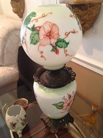 "Gone With the Wind" lamp