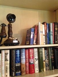 Another unique telephone