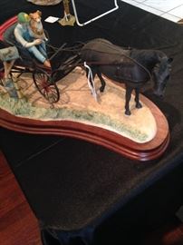 Schmid Border Fine Arts - figures from Scotland - horse and carriage ( One of the many Lowell Davis collections)