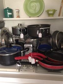 Miscellaneous pots and pans