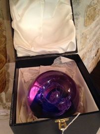 Caithness Collectors Club decorative ball in box
