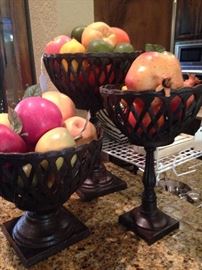 More tiered baskets for fruit
