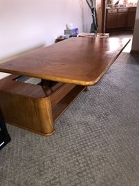 COFFEE TABLE WITH LIFT TOP