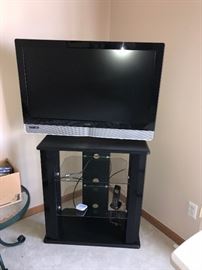 VIZIO FLATSCREEN TV WITH WALL MOUNT AND TV STAND