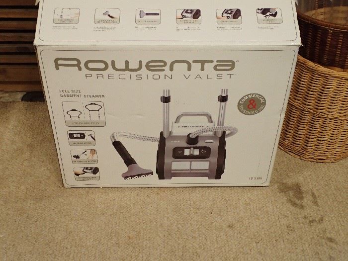 ROWENT STEAMER NEW IN THE BOX