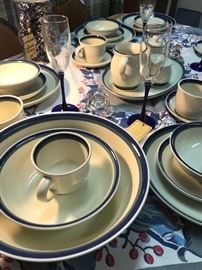 Pfaltzgraff "NORTHWINDS" Dinnerware Set ~ 30 Pieces