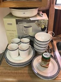 Martha Stewart Bistro Style Dinner Ware Set