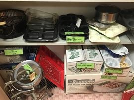 Kitchen Bakeware ~ Kenmore Buffer Warmer/ Server